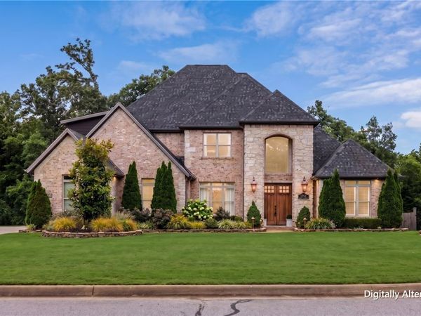 1479 Le Chesnay Drive, Centerton, AR 72719