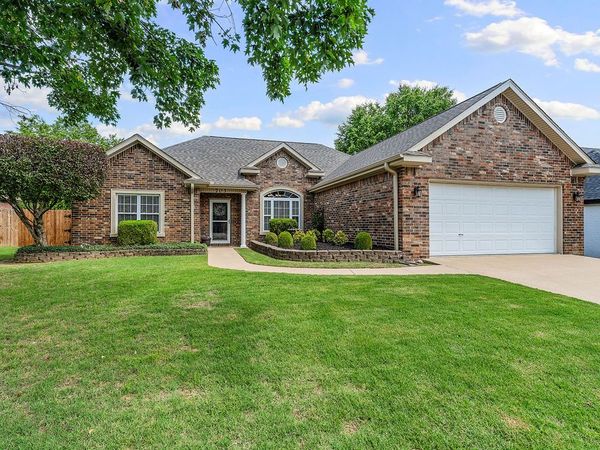 703 Cornell Street , Bentonville, AR 72712