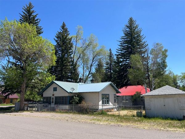 400 7th Street, Saguache, CO 81149