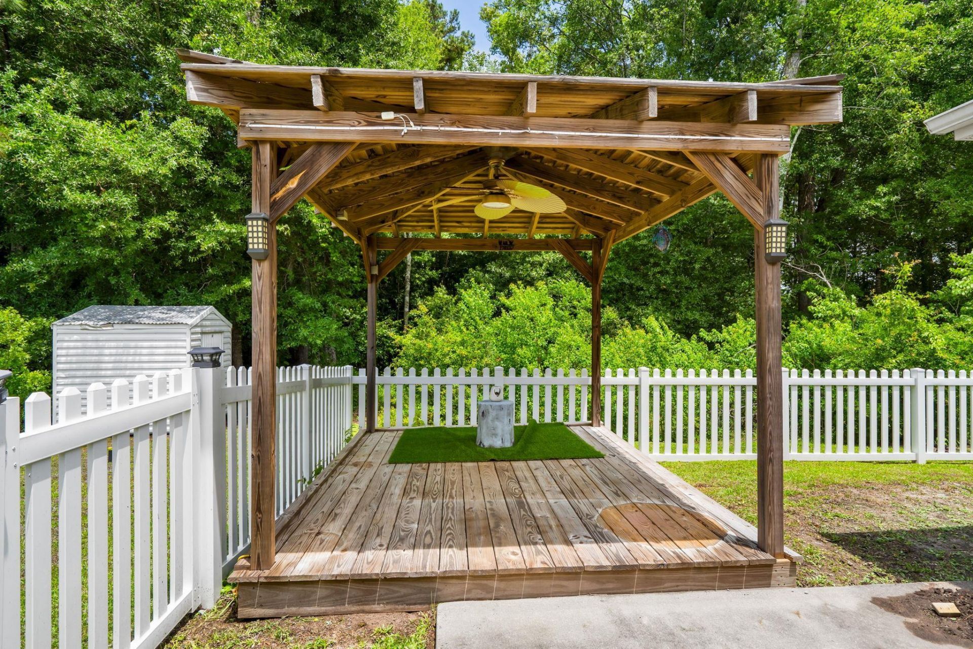 1301 Lochwood Ln.  Photo 30