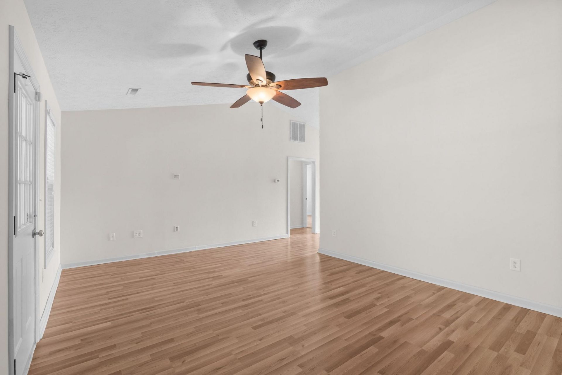 1301 Lochwood Ln.  Photo 5