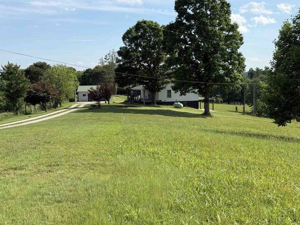 71 Firetower Rd, Greenup, KY 41175