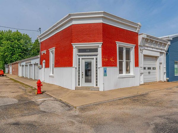 115 LINCOLN Street, Emden, IL 62635