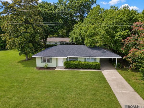 823 N Janice Ave, Gonzales, LA 70737