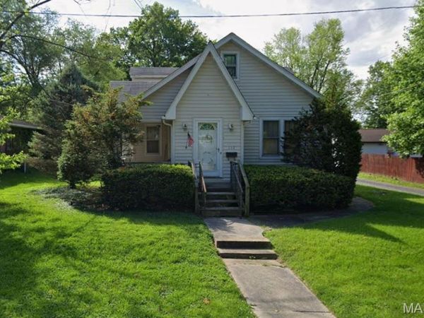 112 N 36th Street, Belleville, IL 62226