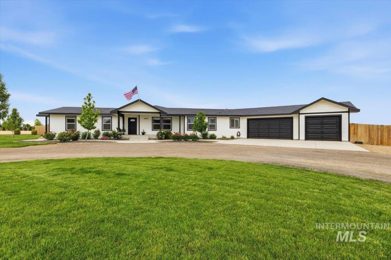 24901 Mint Lane, Middleton, ID 83644 Main Photo