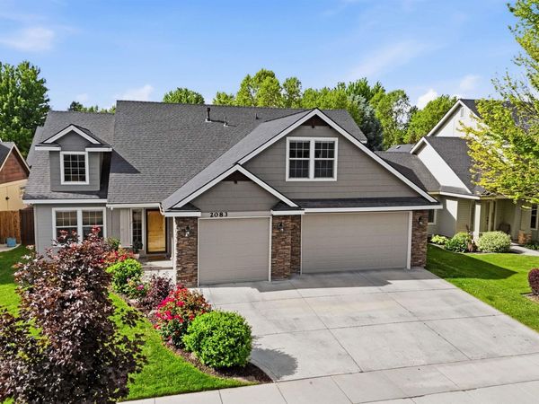 2083 W Boulder Bar Dr, Meridian, ID 83646