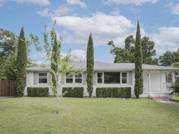 1700 E Anderson St, Pensacola, FL 32503
