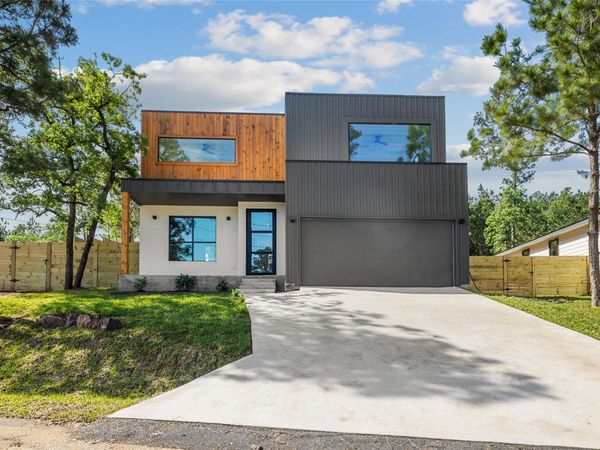 103 Kaena LN, Bastrop, TX 78602