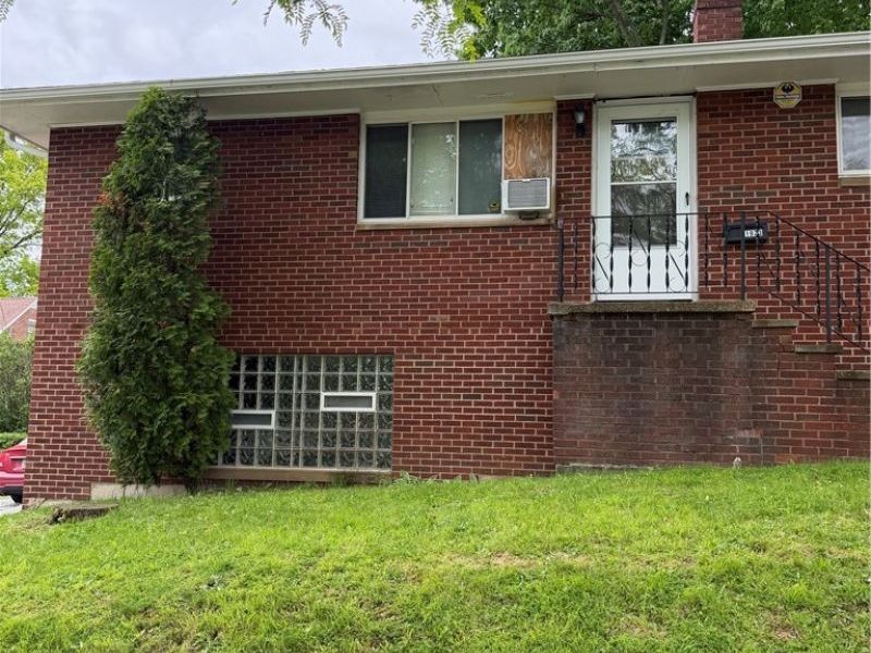 1923-1925 Evergreen Avenue, Akron, OH 44301 Photo 2