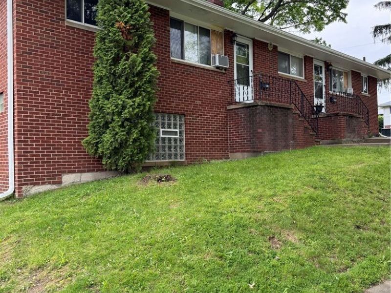 1923-1925 Evergreen Avenue, Akron, OH 44301 Photo 3