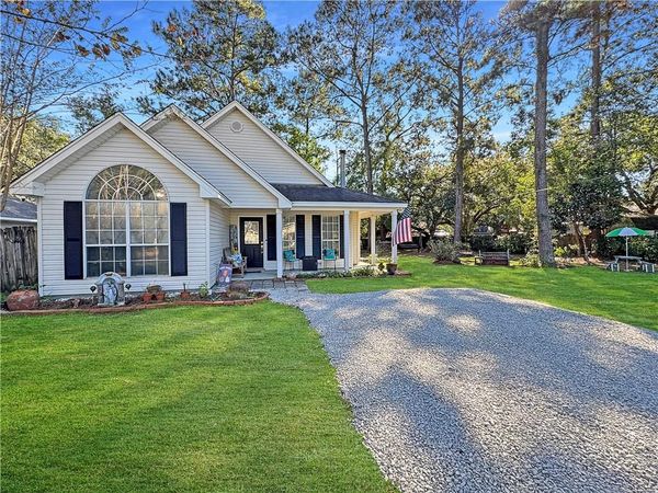 126 SCOTT Street , Madisonville, LA 70447