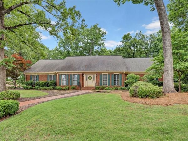 1140 Azalea Circle SE, Conyers, GA 30013