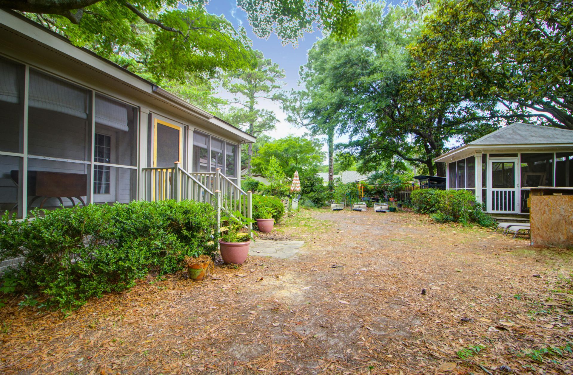 971 Cliffwood Drive Photo 30
