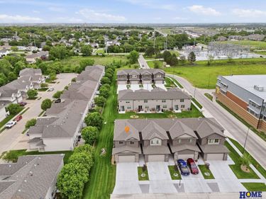 8200 Ventura Place, Lincoln, NE 68505