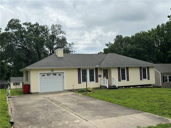 311 N 18th Street, Lexington, MO 64067