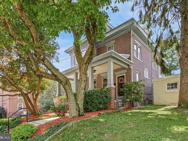 1402 W 8TH STREET, WILMINGTON, DE 19806
