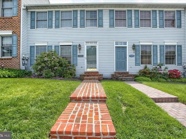 4179 KITTATINNY DRIVE, MECHANICSBURG, PA 17050