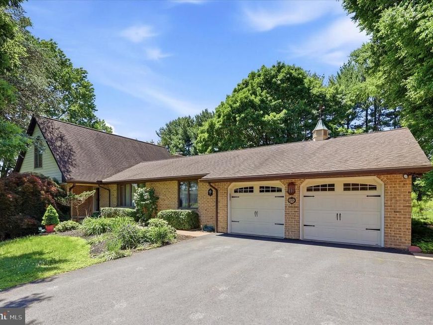1295 Wakefield Ct Court, Glen Mills, PA 19342 Main Photo