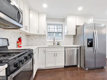3825 LARCHWOOD ROAD , FALLS CHURCH, VA 22041