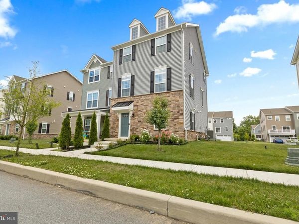718 KALMAR LANE , MIDDLETOWN, DE 19709