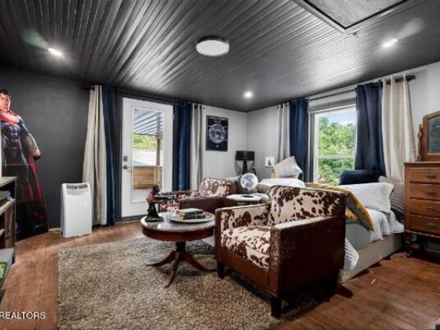 Property Image 28