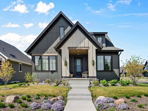 11490 Sunflower Lane N, Lake Elmo, MN 55042