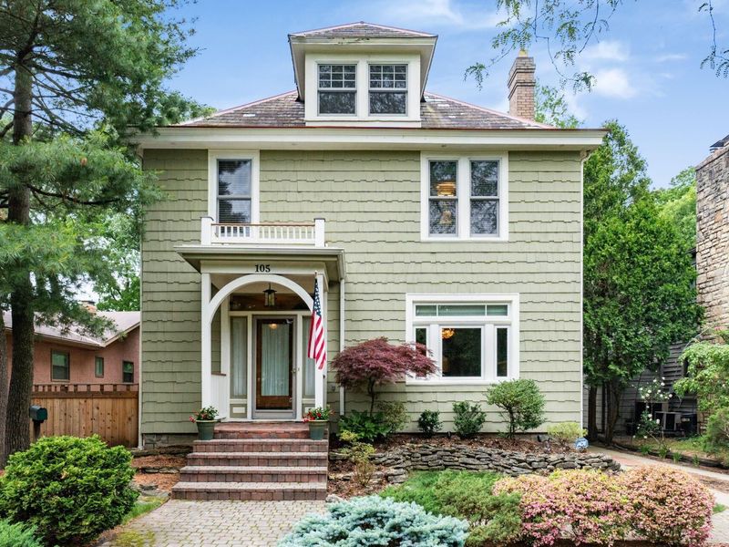105 N Roosevelt Avenue, Bexley, OH 43209 Photo 1