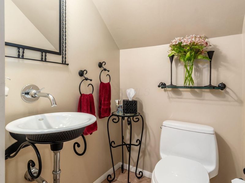 105 N Roosevelt Avenue, Bexley, OH 43209 Photo 14
