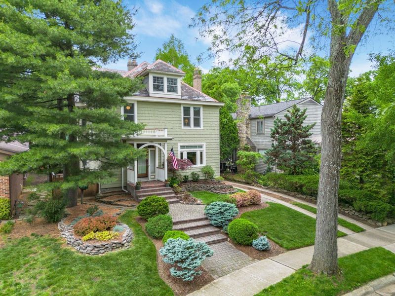 105 N Roosevelt Avenue, Bexley, OH 43209 Photo 3