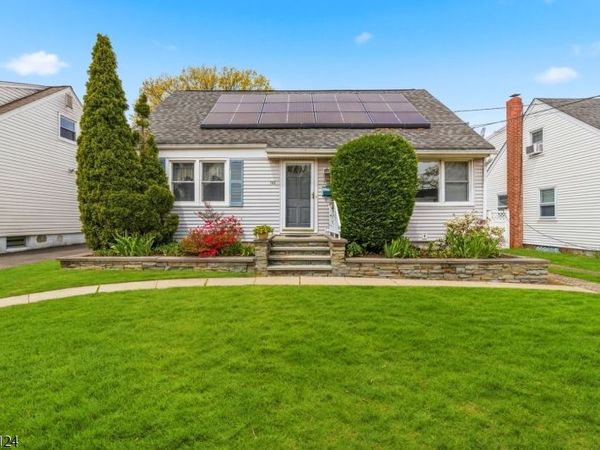 743 Coles St, Maywood, NJ 07607