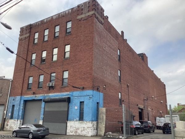 41 Governor St, Paterson, NJ 07501