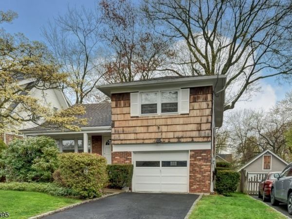 26 Rawley Pl, Millburn, NJ 07041