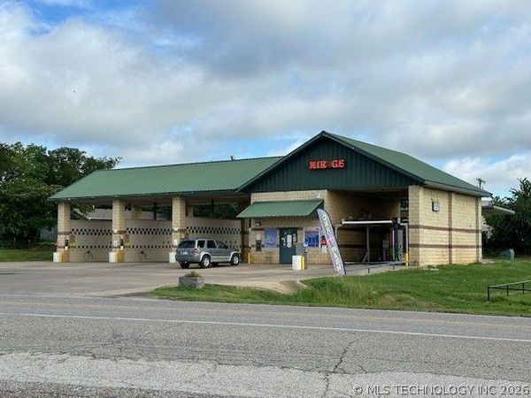 512 Highway 70 Highway E, Kingston, OK 73439