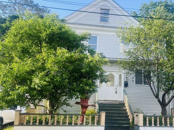 21 Hillside Street, Lowell, MA 01851
