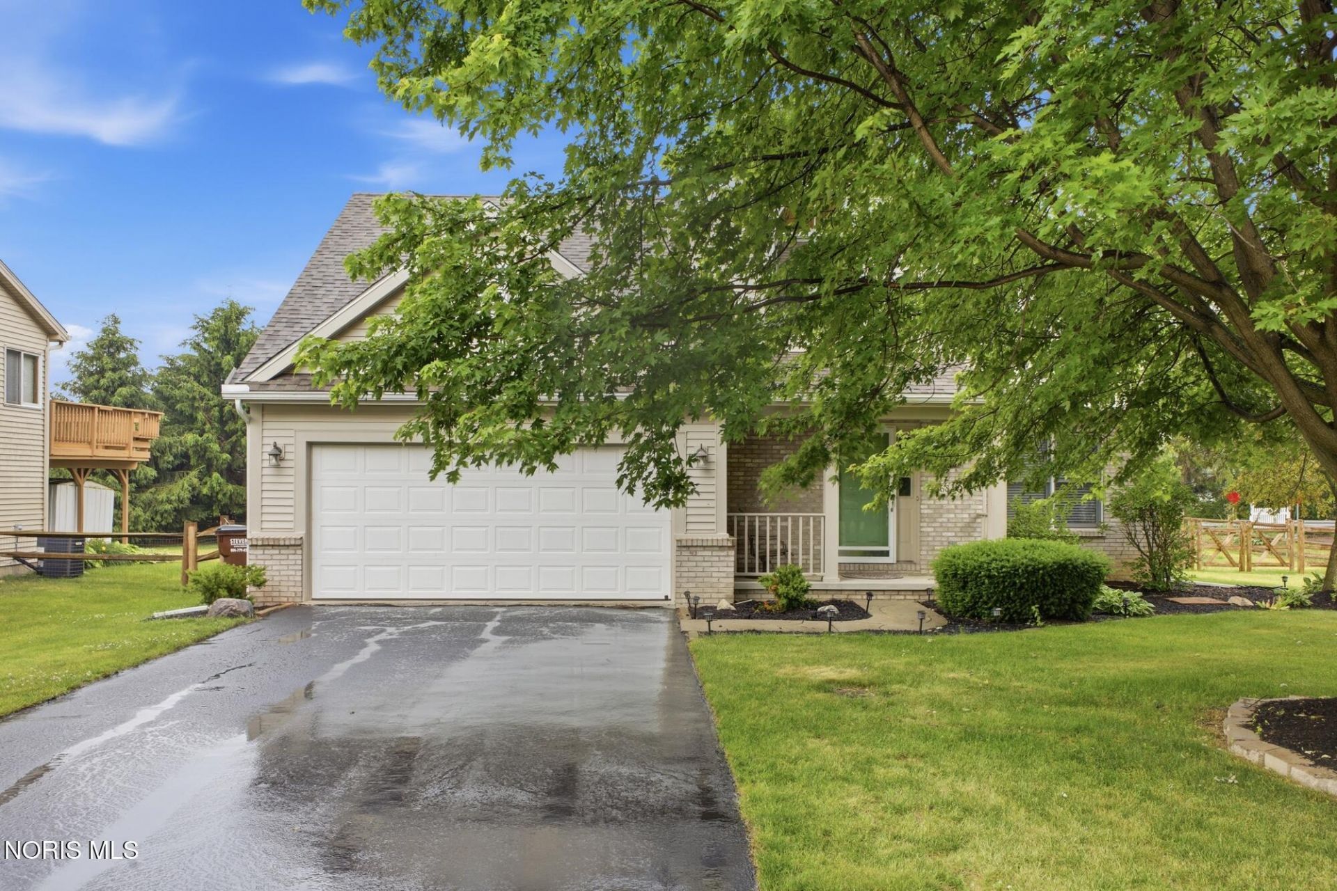 6840 Wexford Hill Lane, Holland, OH 43528 Main Photo