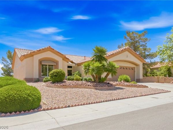 2800 Hanging Rock Drive, Las Vegas, NV 89134