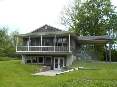 3346 Ditmar Road , Weedsport, NY 13166