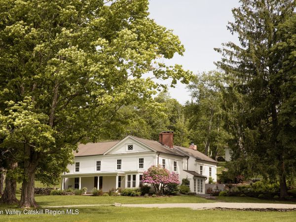 809 N Quaker Hill Road, Pawling, NY 12564