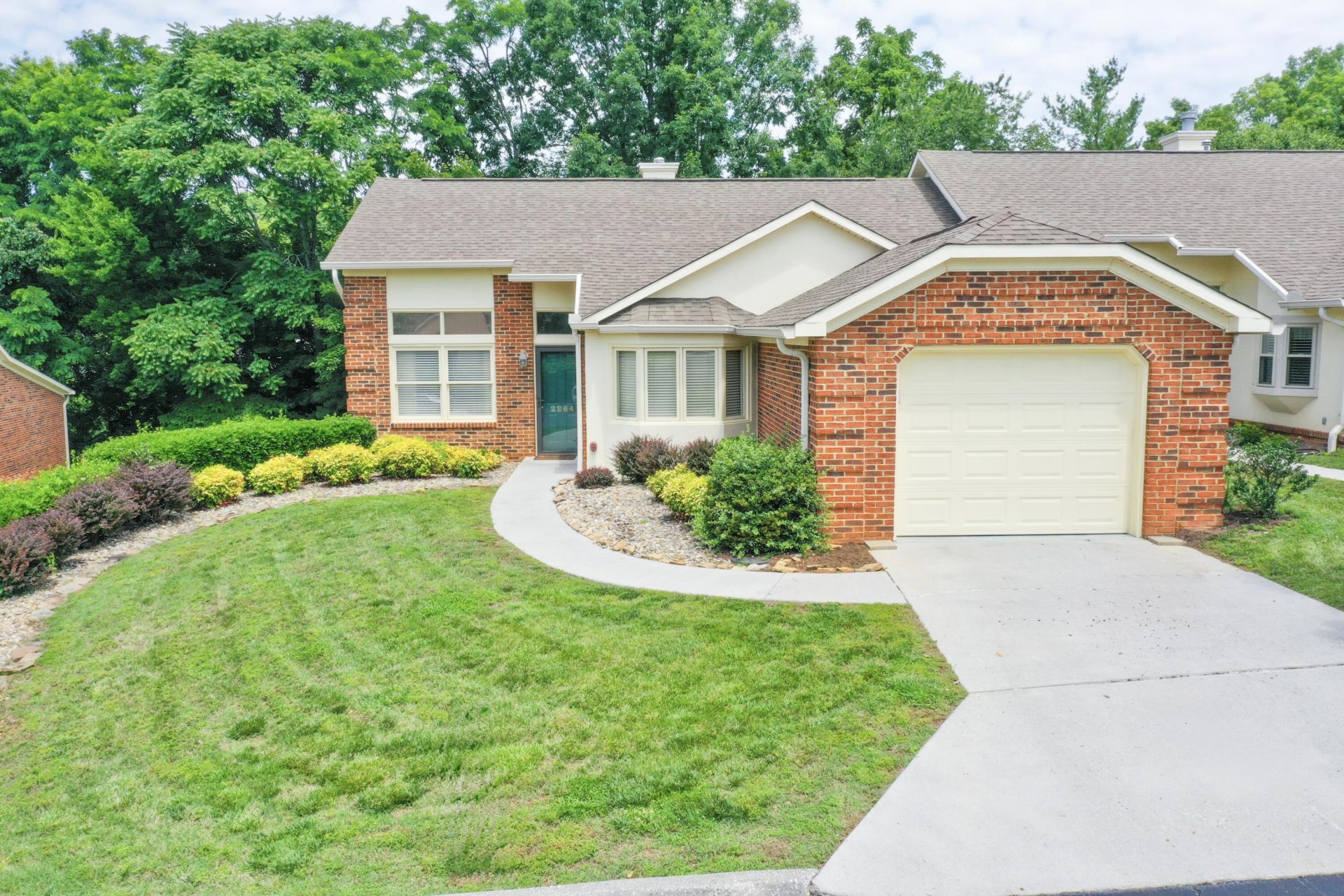 2264 Cambridge Drive, Morristown, TN 37814 Main Photo
