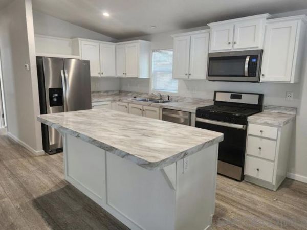 22899 Byron Road, Unit 49, Crestline, CA 92325