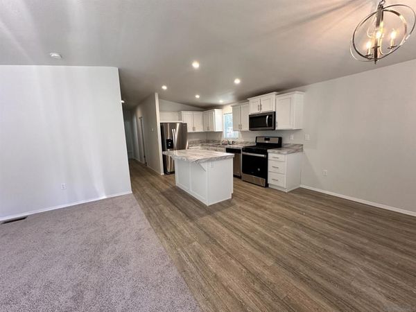22899 Byron Road, Unit 53, Crestline, CA 92325