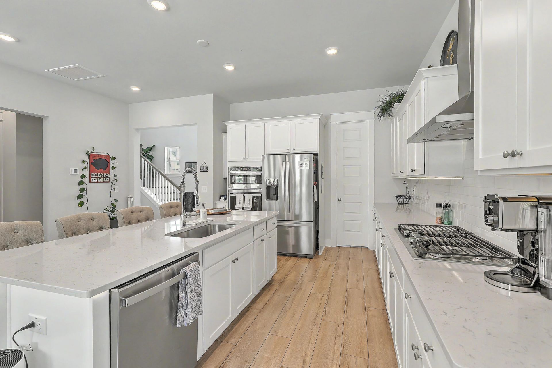 387 Parish Farms Drive Photo 8