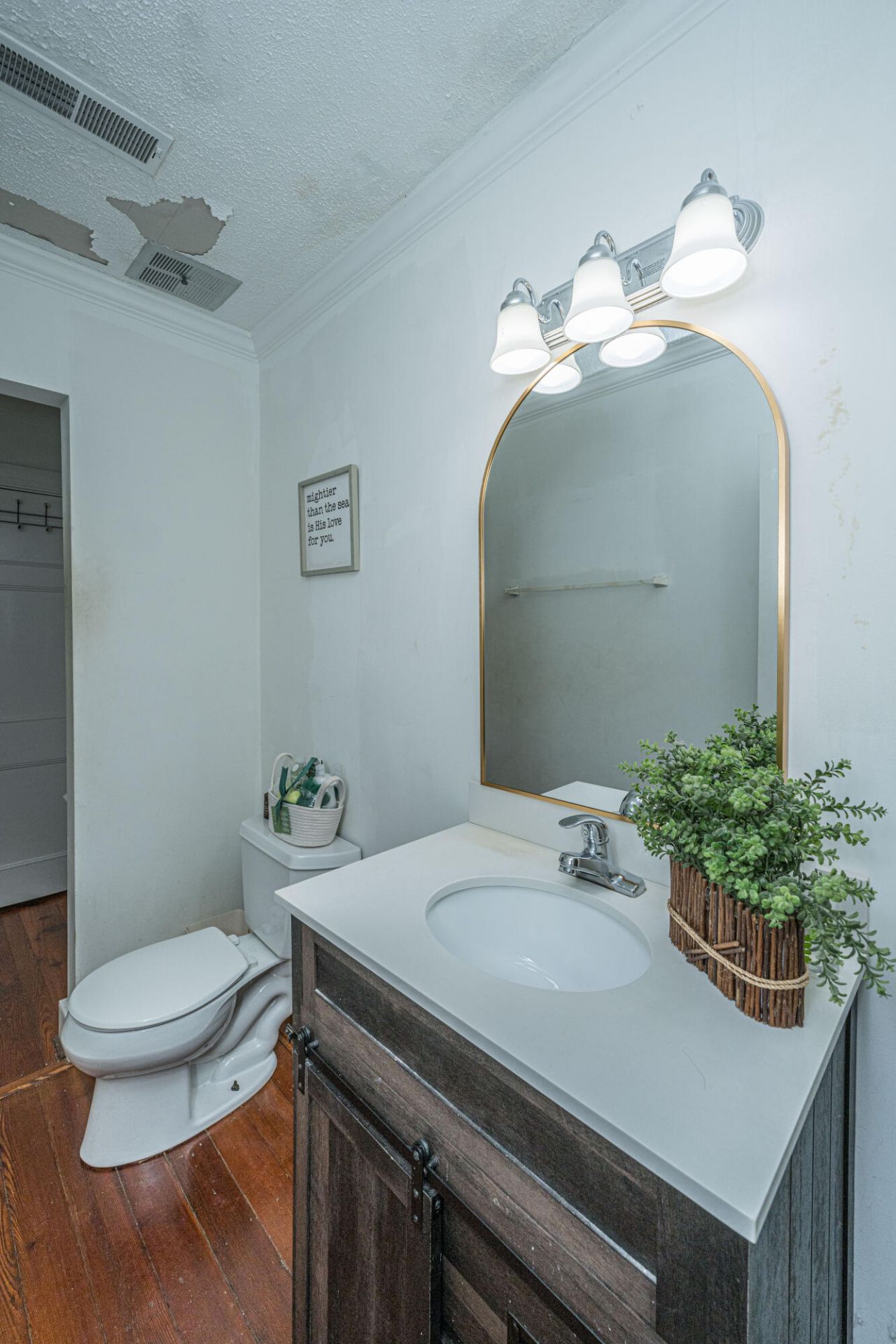 1128 Audubon Place Photo 13