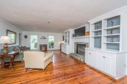 1128 Audubon Place photo 4