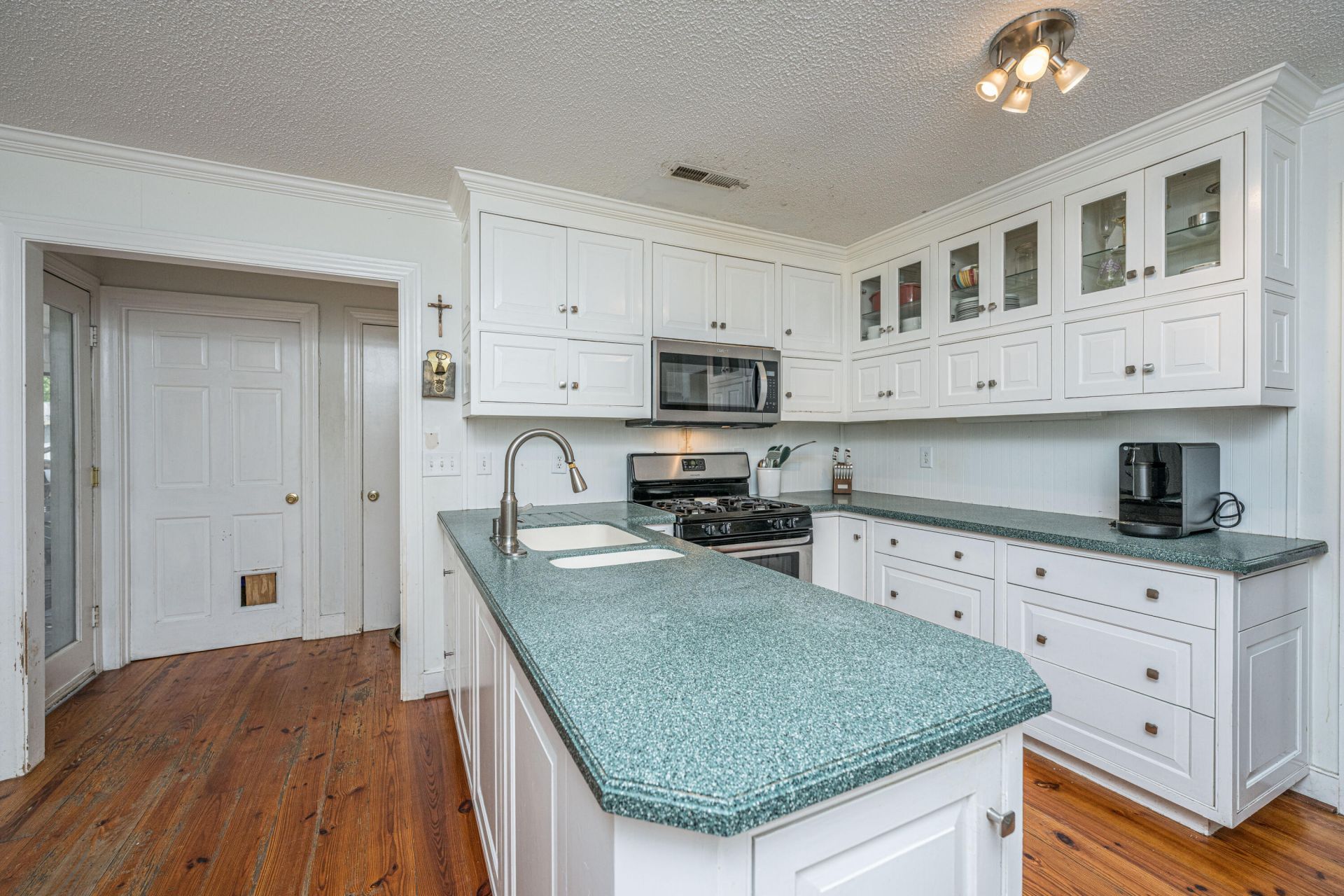 1128 Audubon Place Photo 7