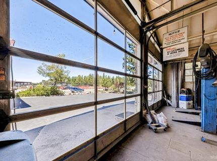 2774 Lake Tahoe Boulevard, South Lake Tahoe, CA 96150 Photo