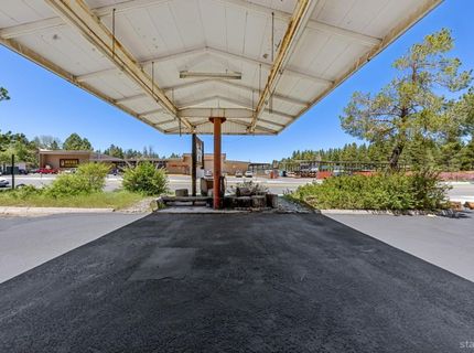 2774 Lake Tahoe Boulevard, South Lake Tahoe, CA 96150 Photo