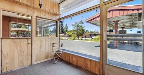 2774 Lake Tahoe Boulevard, South Lake Tahoe, CA 96150 Photo