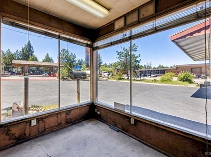 2774 Lake Tahoe Boulevard, South Lake Tahoe, CA 96150 Photo